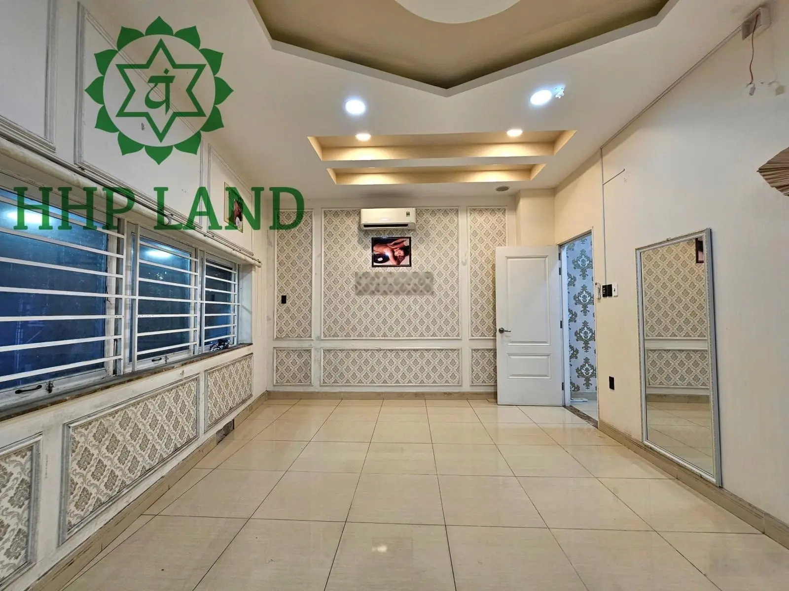 Hạ từ 13 tỷ còn 10.6 tỷ bán nhanh nhà mặt tiền đường Huỳnh Văn Lũy, gần trường Tiểu học Quang Vinh