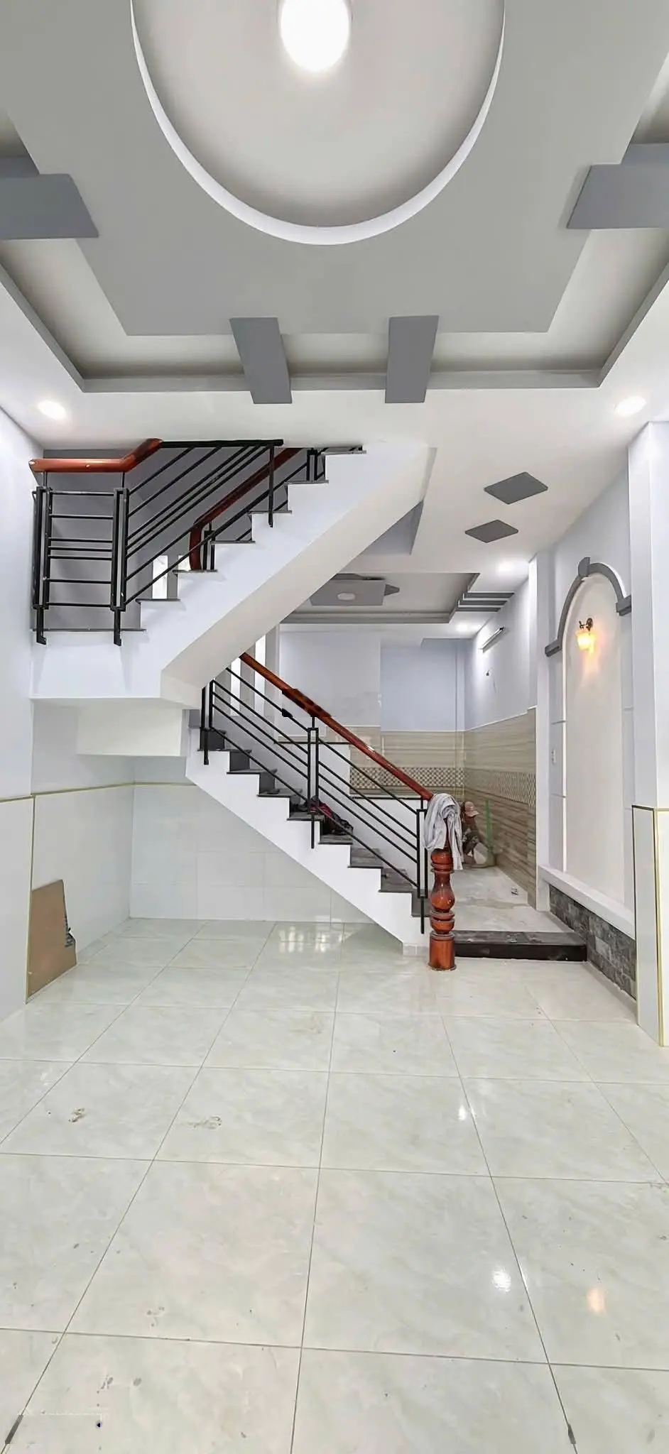 Chính chủ gửi bán gấp nhà đẹp vị trí đẹp 4*12 trệt 3 lầu 4phong 3tolet giá 4ty430 TL