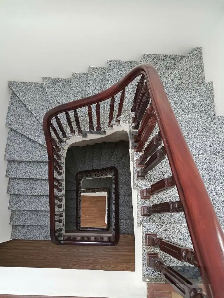 Bán nhà 5 tầng tại dịch vụ dương nội, hà đông, hà nội. 50m2. giá 13,2 tỷ- kinh doanh tốt.