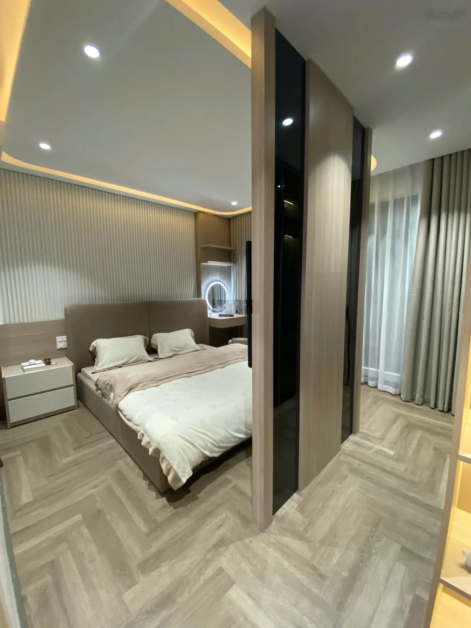 Bán nhà Văn Quán 34m2, 5 tầng, MT 5.9m, full nội thất chuẩn KS 5 sao, ô tô, kinh doanh đẹp