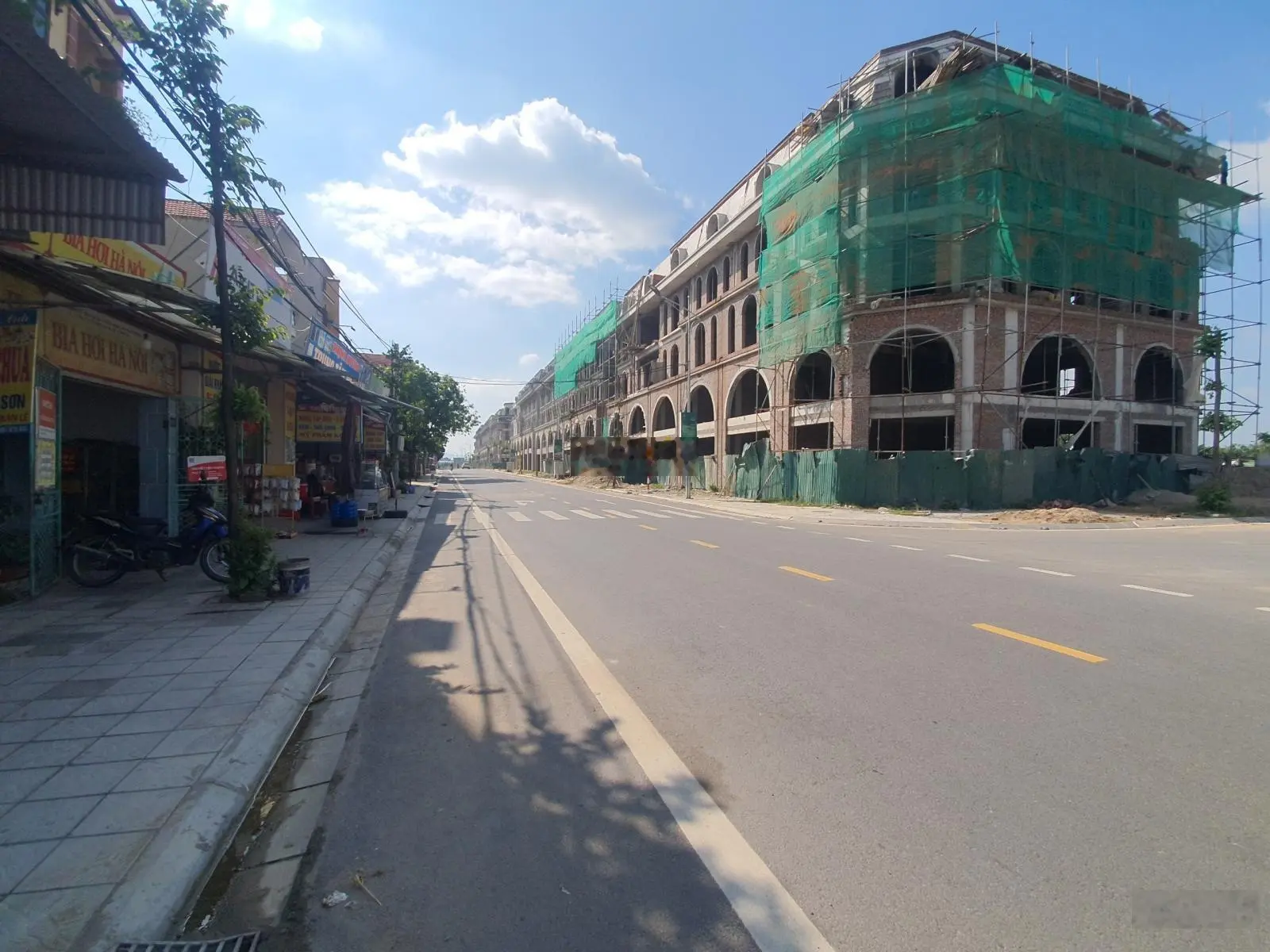 Mở bán đất nền trung tâm thành phố, sang tên sổ không ép thời gian xây dựng chỉ từ 15tr/m2