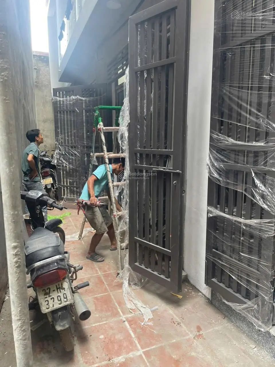 Chính chủ gửi bán nhà 5 tầng tổ 2 Thanh Lãm ngay bến xe Yên Nghĩa Hà Đông. Nhỉnh 3 tỷ x