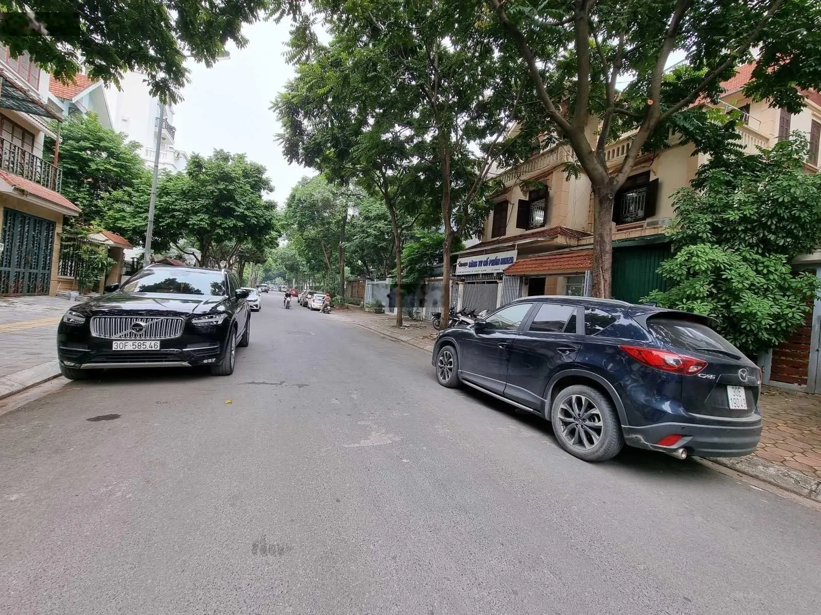 Bán nhà Phố Nguyễn Văn Ngọc 56m2 - 5 tầng - Vỉa hè - Ô tô tránh - Kinh doanh - 25 tỷ 0394 743 ***