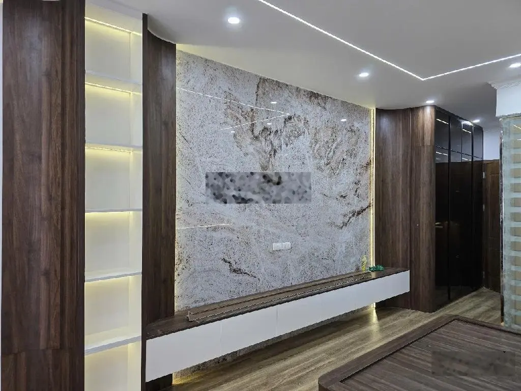 7 tầng thang máy - mới kính koong - full nội thất - kinh doanh - ô tô - ngõ thông - 40 m- 17,5 tỷ