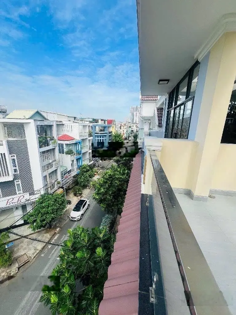 Nhà mới 5 tầng ở ngay Trần Văn Kiểu, P11, Q6 - 5PN khép kín - Hậu Giang thẳng 1 trục - ở và KD
