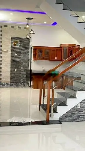 Bán nhà mặt tiền hẻm lớn Trương Văn Thành. Hiệp Phú , Q9. 9 tỷ 2