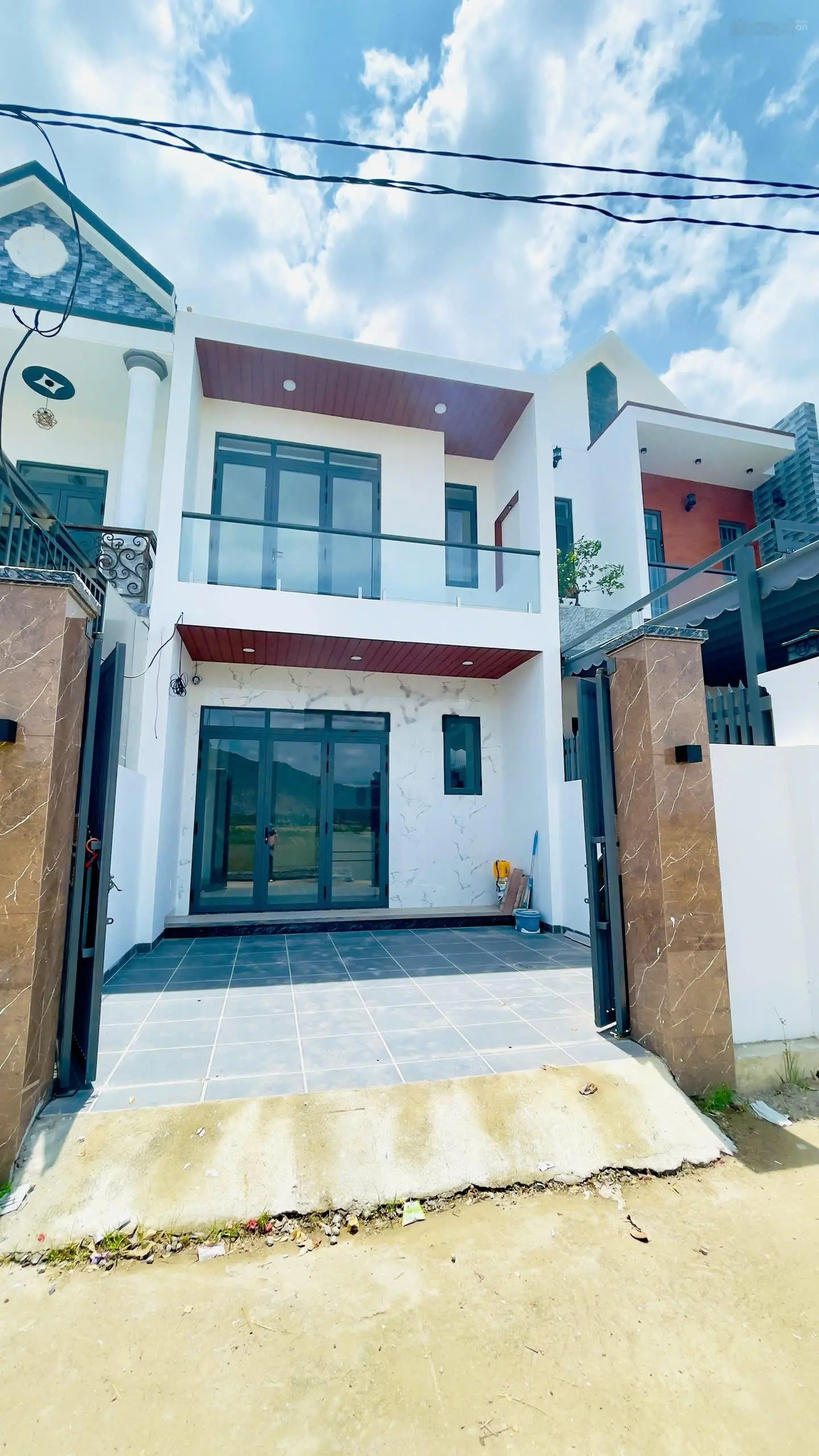Bán Căn Nhà Mới 100% Tại Thôn Tây 2,Diên Sơn Diên Khánh,Dt 84m2,Đường 4m Oto Vào Tận Nhà,Giá 1ty650
