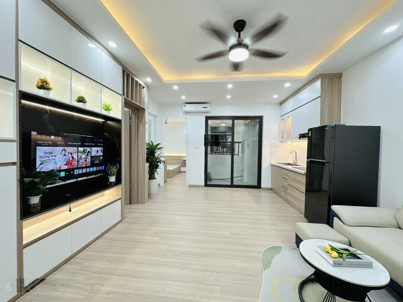 Em bán căn hộ hh2a Linh Đàm.Nội thất full mới. Diện tích 46m, 2pn, 1vs.