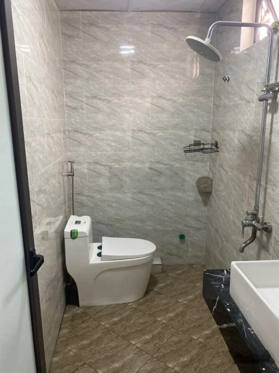 Bán nhà Mậu Lương, Hà Đông 5 tầng 4.5m MT ô tô cổng, kinh doanh tiện ích xung quanh ngập tràn