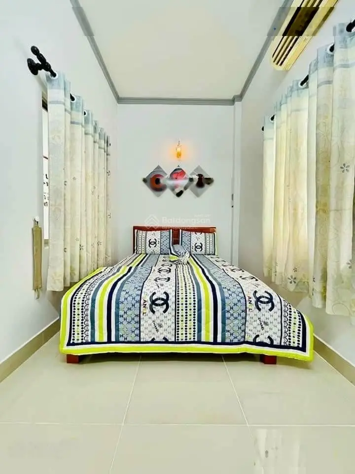 Bán nhà đẹp tại đường hòa hưng, giá tốt chỉ 3,15 tỷ, 54m2, 4 pn