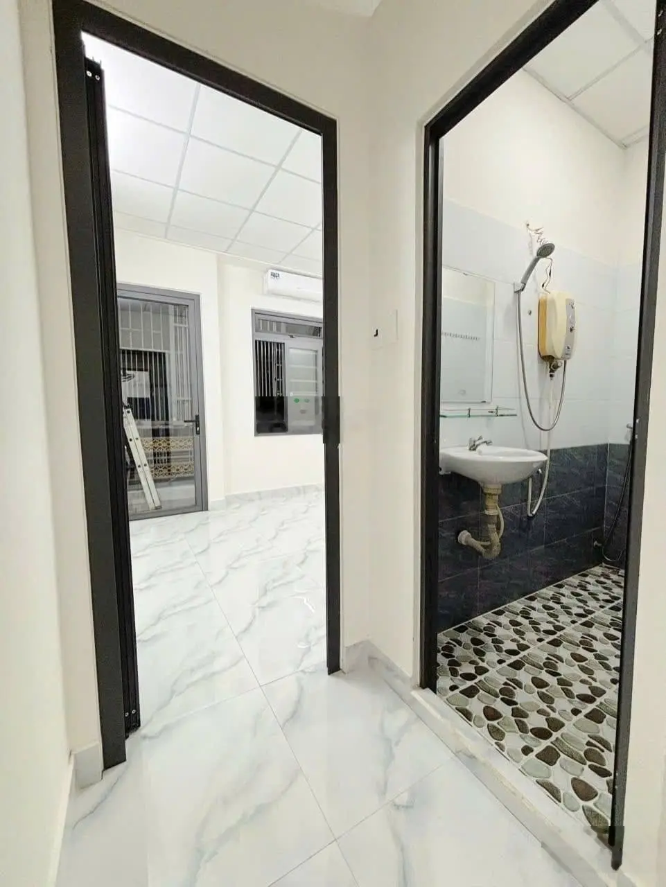 Nợ Bank ra liền căn nhà Phan xích long P7 Phú Nhuận giá 3tỷ3/48m2 sổ hoàn công, Lh: 0938 375 *** Khoa