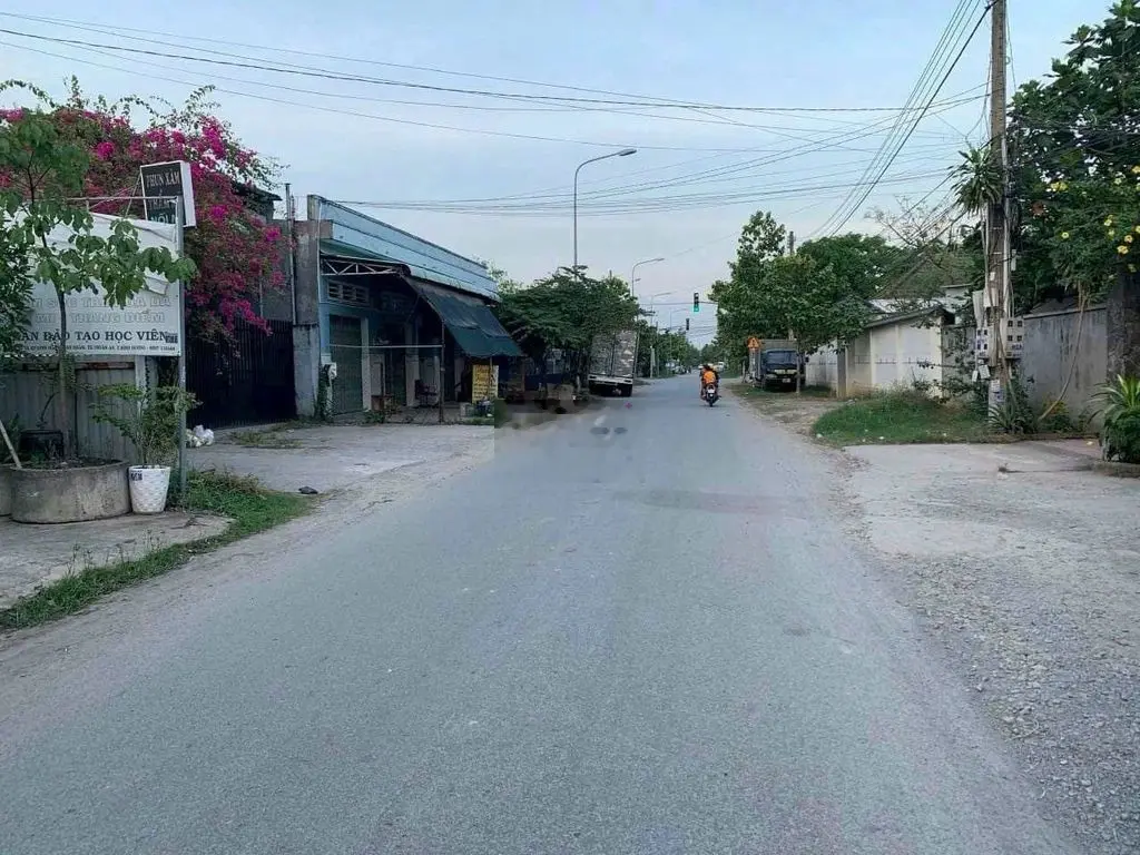Bán đất ngay QL 13, Mỹ Phước, Bến Cát giá chỉ 450tr/300m2 KCN Mỹ Phước