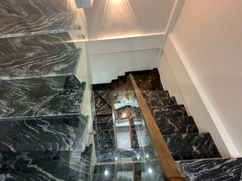 Bán gấp Nhà riêng 36m2, 5,8 tỷ tại Đường Cổ Linh, Long Biên, Hà Nội