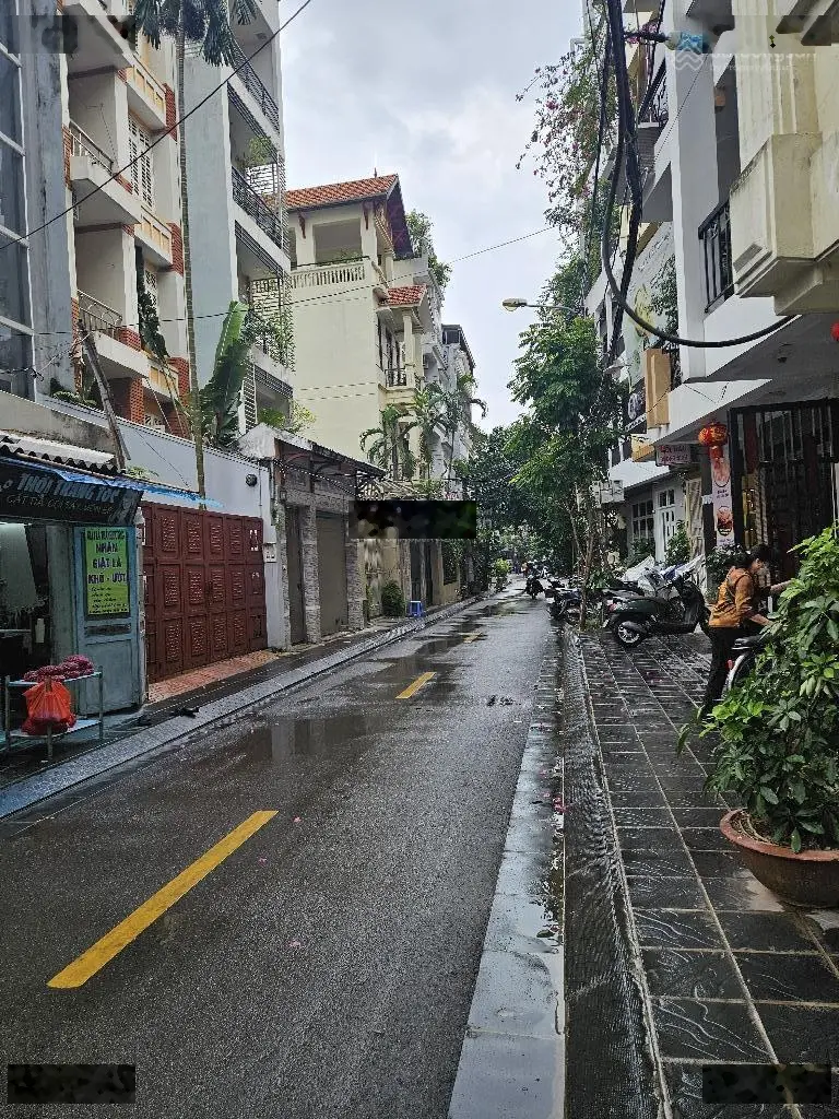 Đất - Đầm Trấu, Bạch Đằng, HBT. Xây chung cư mini, khách sạn rất tiềm năng, vỉa hè, ôtô đỗ ngày đêm