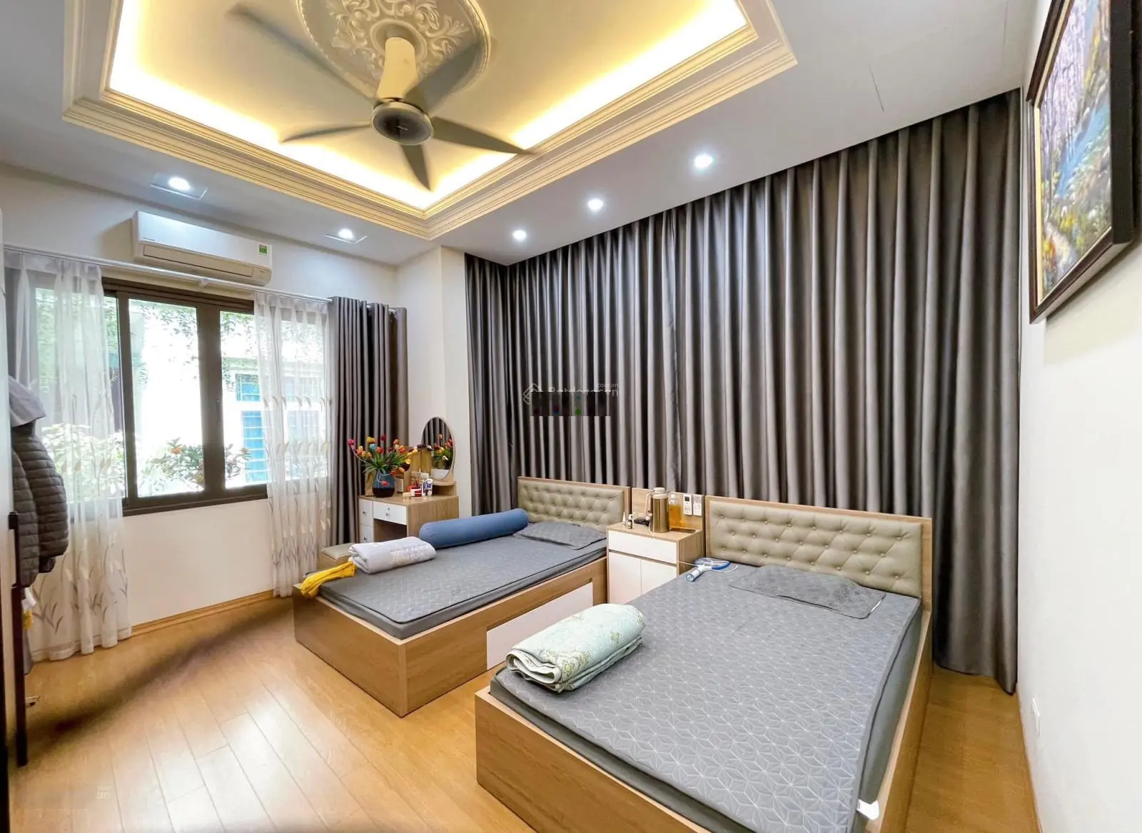 Hạ chào! Bán nhà siêu phẩm lô góc - gara ô tô - Phố Phan Đình Giót 75m2 5T - MT 4.3m, nội thất vip