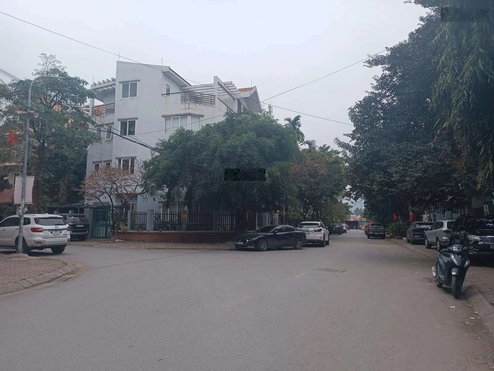Ôtô tránh dừng đỗ trước nhà - phù hợp kinh doanh - 68m2 - mặt tiền 4,1m - giá 11,5 tỷ