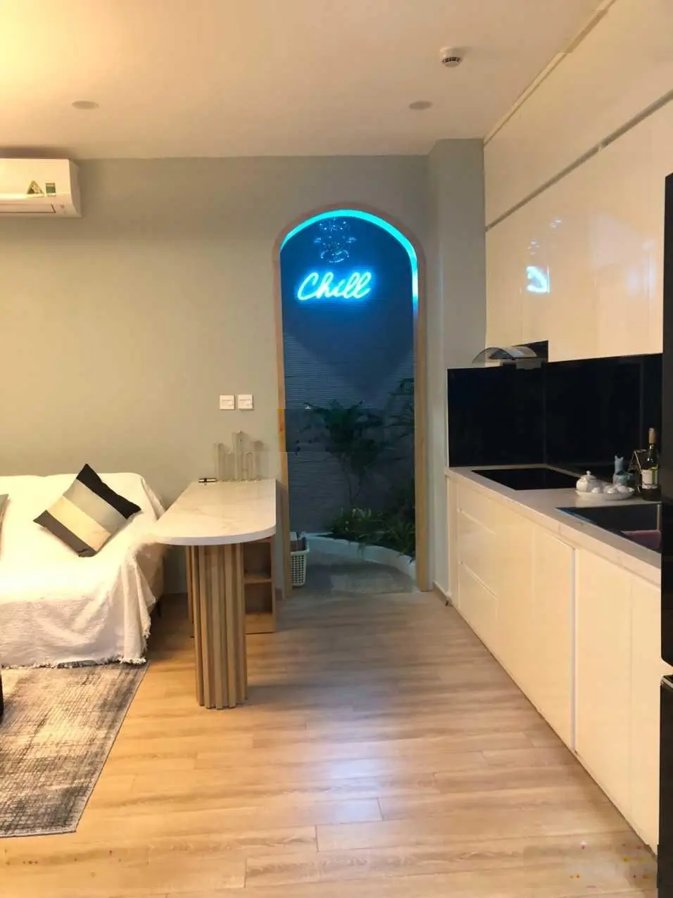 Giá thật - chính chủ bán căn 73m2, 2PN 2WC tầng trung + full NT sang xịn đẹp, 5 tỷ Bonanza