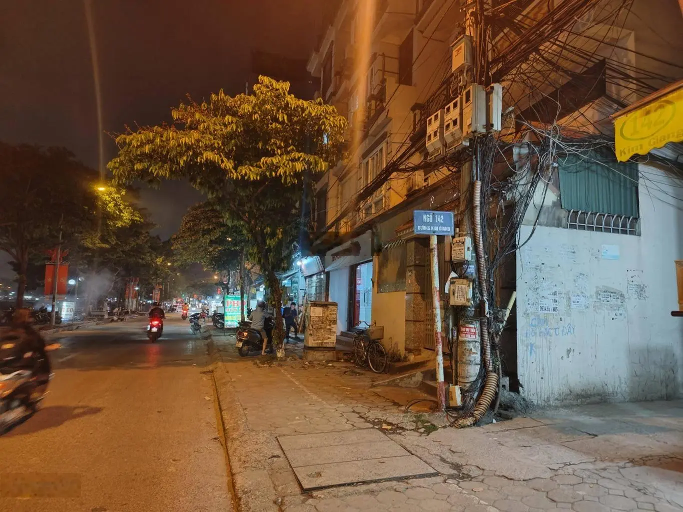 Bán nhà Kim Giang 5 tầng, giá 5.1 tỷ, 30m ra phố chính gần ngay, sổ đỏ chính chủ