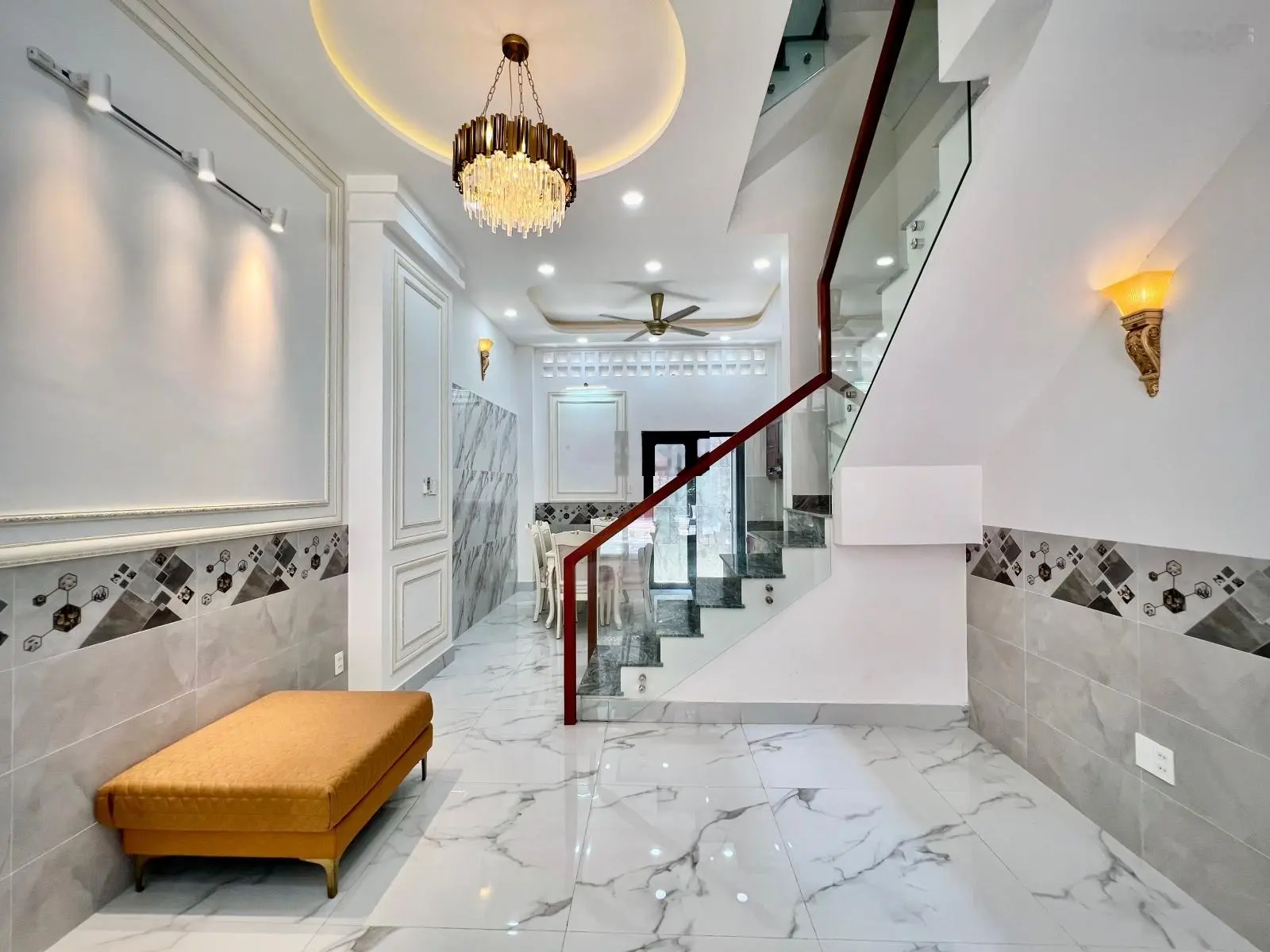 Bán nhà 50m2 hoàn công 4 tầng sổ hồng riêng hỗ trợ vay bank 70%