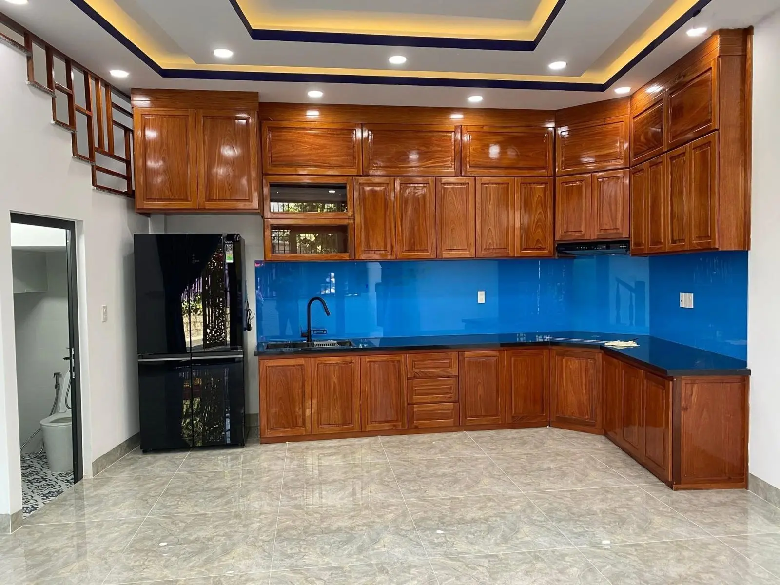 Bán căn nhà 3 tầng mới mặt tiền đường mai an tiêm