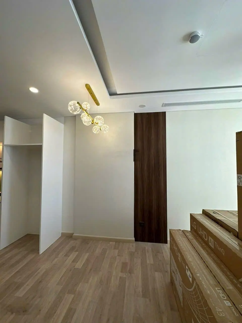 Chính chủ cần bán gấp 3 căn CT1 2PN 2WC 72.5m2 2 tỷ 5