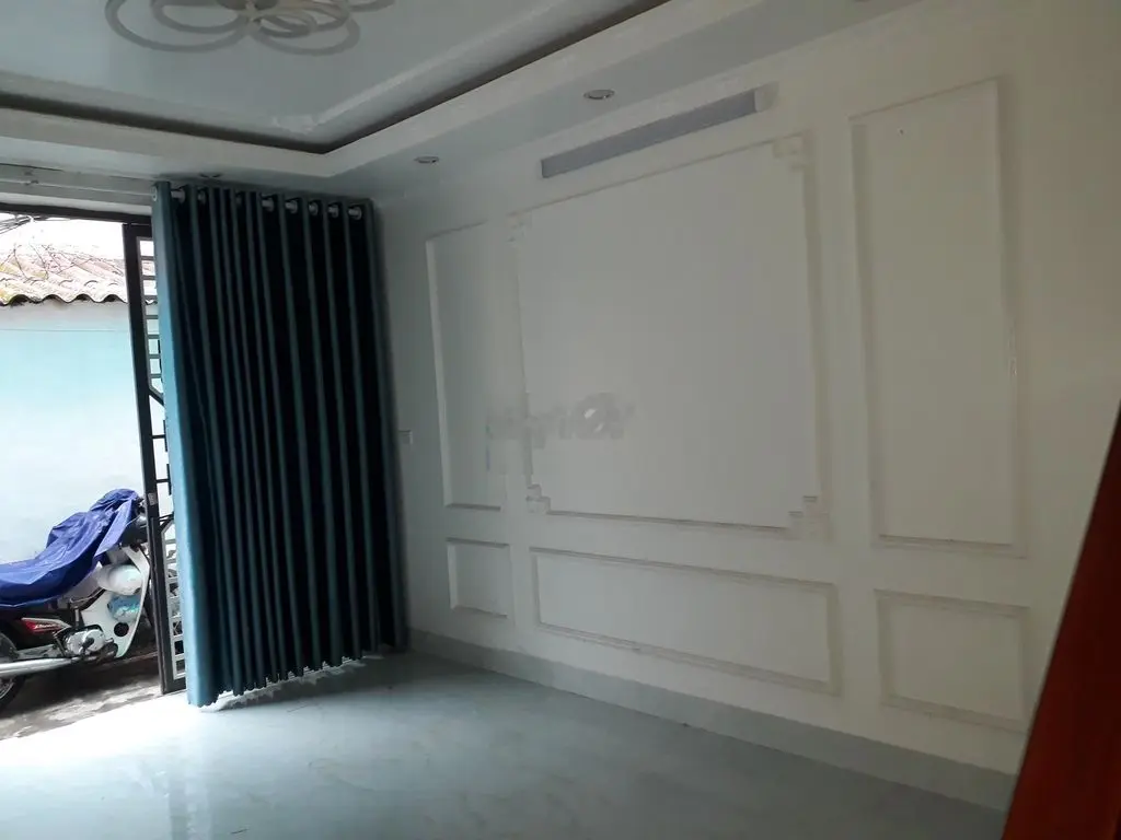 Nhà xây kiểu mới,hiện đại,gần trung tâm.