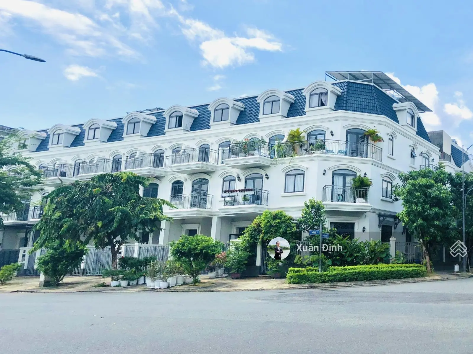 Bán Nhà phố lakeview City view hồ, đường 25m, trục chính dự án, hoàn thiện 5x20m 19 tỷ