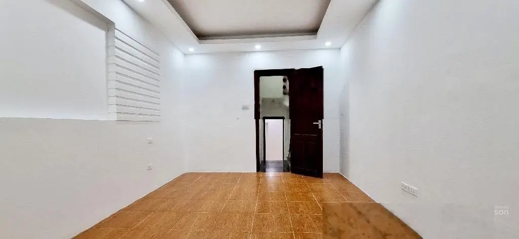 Bán nhà đẹp mặt ngõ La Thành, Đống Đa, DT 48m2 x 4 tầng, MT 4 m giá: 7.6 tỷ TL