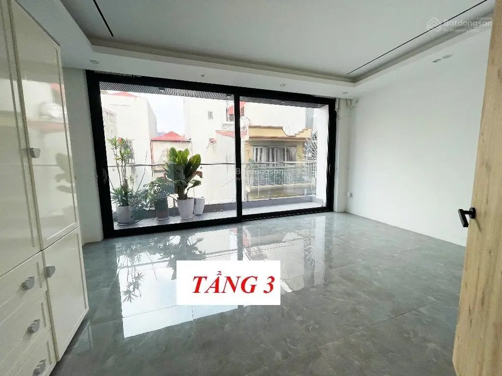 Bán nhà phân lô phố Yên Lạc gara ô tô 7 chỗ - 7 tầng thang máy - 80m2. Giá: 26,5 tỷ.LH: 0779 548 ***