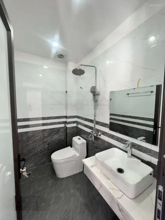 Bán nhà Vĩnh Quỳnh Huỳnh cách đường 70 500m DT 40m2 - ô tô gần nhà - giá 2.85 tỷ còn TL