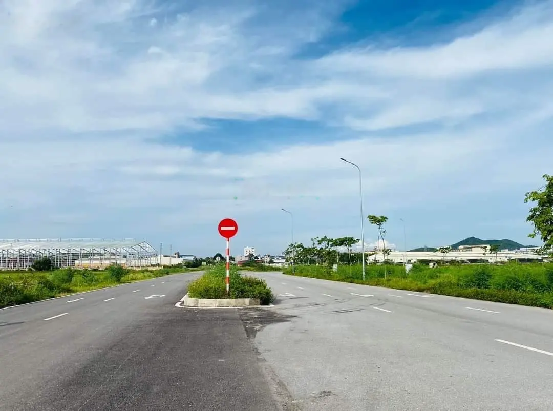 Chính chủ cần bán lô đất Khắc Niệm 1 đường 40m - diện tích 100m2