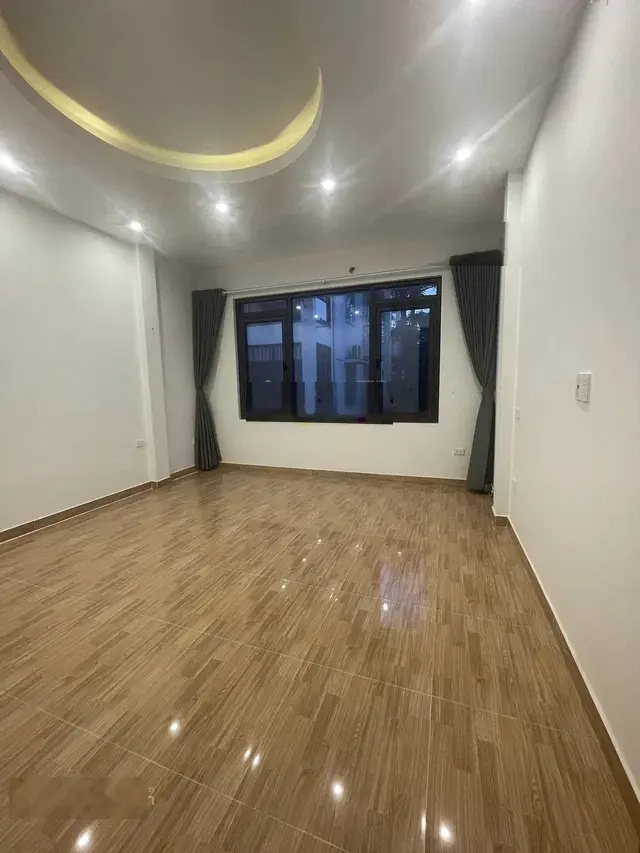 Nhà mới láng thượng-dt48m-5tầng-mt4,5m-10tỷ.