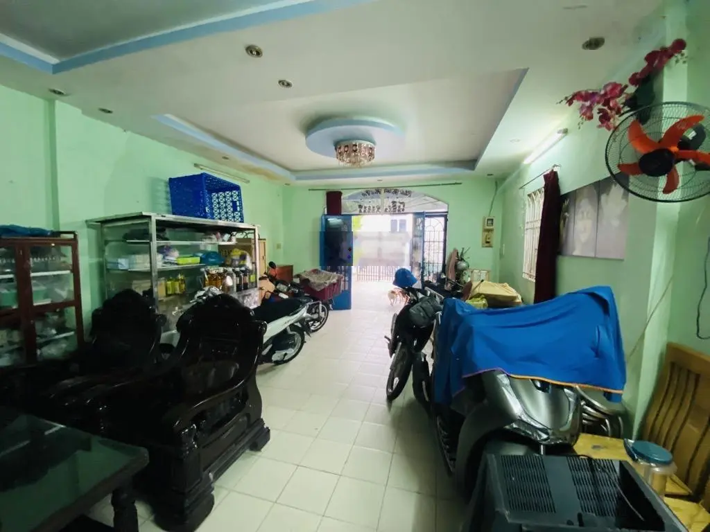 Bán nhà mặt phố giá 6,35 tỷ tại Quận 9, Hồ Chí Minh