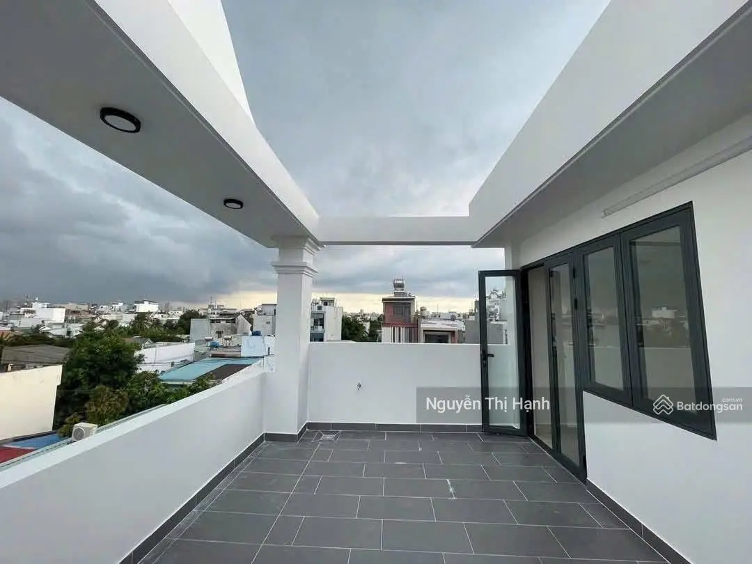 Nhà phố 4 tầng siêu đẹp cần bán gấp - Hiệp Bình Chánh, Thủ Đức, thiết kế hiện đại