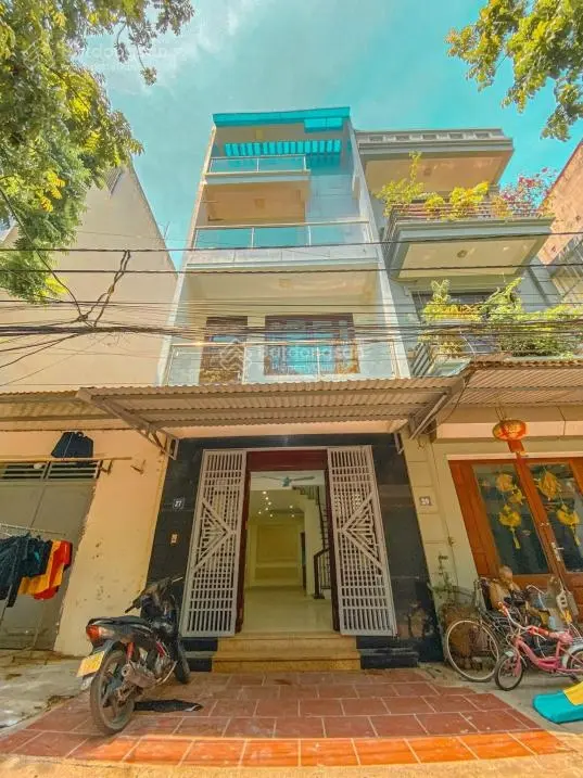 Siêu hiếm nhà đẹp mới tinh ô tô cách nhà 70m tại Tựu Liệt DT 40m x 3.5 tầng giá 2,98tỷ