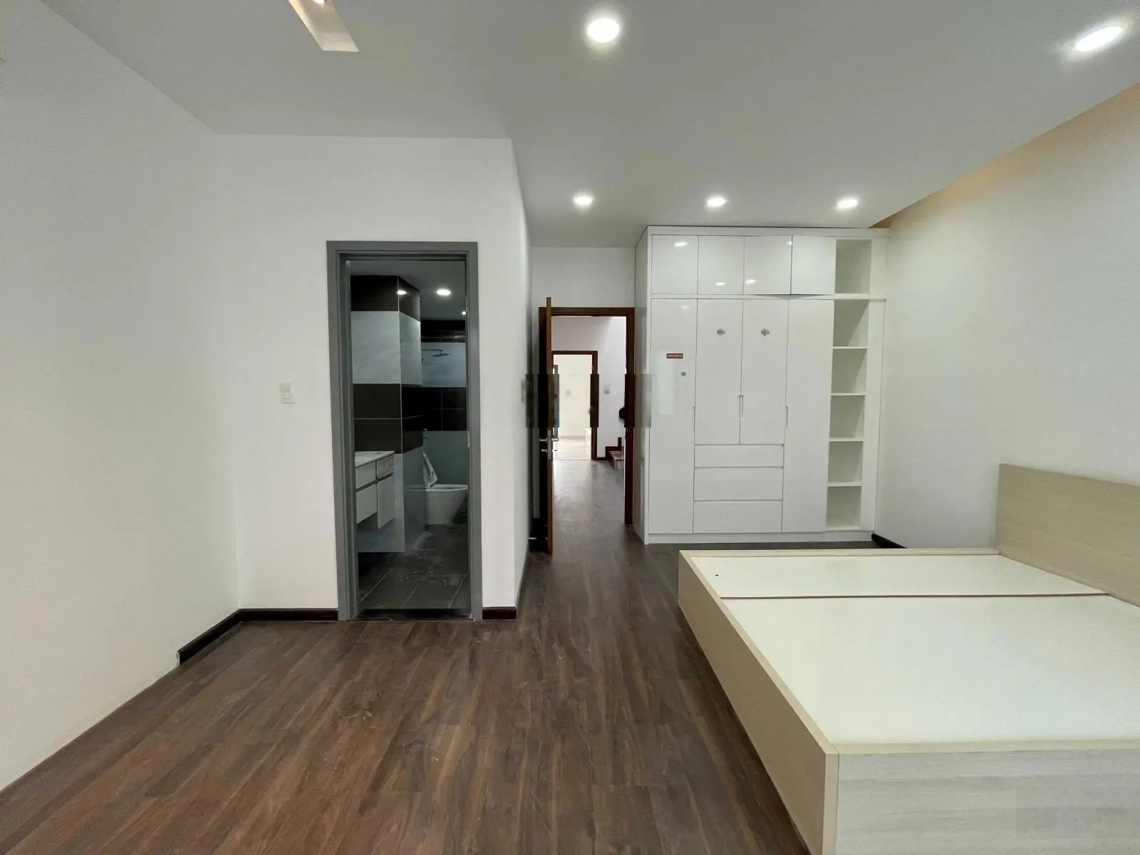 Bán nhà phố kinh doanh mặt tiền đường N8 KDC Jamona City Quận 7. DT 5x17m hướng Tây Bắc giá 16,5 tỷ