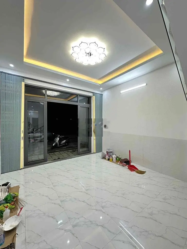 NHÀ 1 trệt 1 lầu, 1 tỷ 890 triệu. KDC TRÀNG AN P7 BL