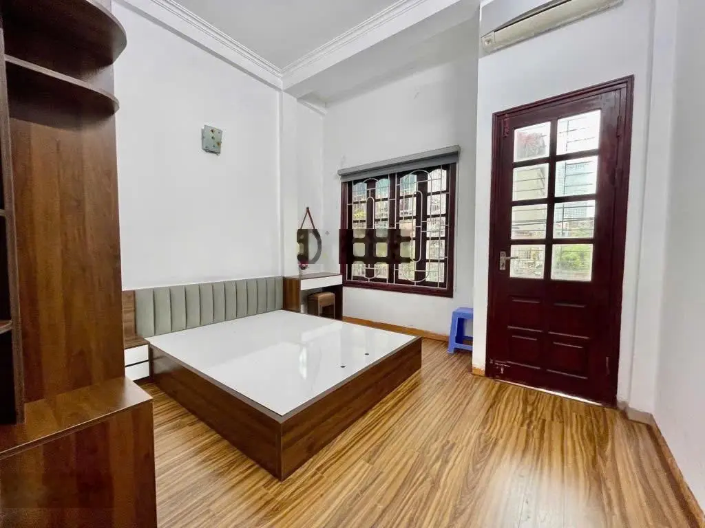 Nhà phân lô ô tô lùi cửa tại Ngô Quyền, Hà Đông 40m2 với giá 7, x tỷ, lh: 0963 978 ***