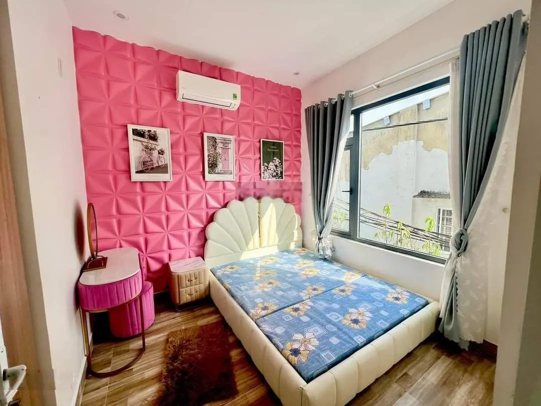Nhà 2 tầng Trần Cao Vân, Thanh khê. Cách đường vài bước chân. Gần bãi đậu ô tô
