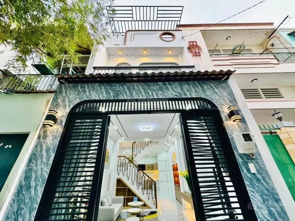 Bán gấp nhà 50,20m2 đường Hồ Văn Huê, P9, Phú Nhuận, giá bán 2tỷ700. Gần chợ, Đh Văn Lang, hẻm 6m