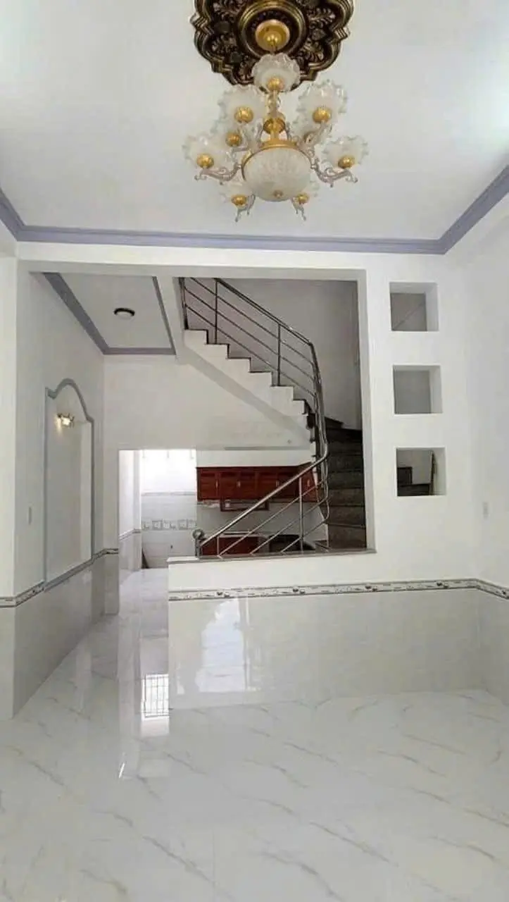 Chủ xoay vốn cần ra gấp căn nhà 60m2 Thắng Lợi 2 Dĩ An, SHR cách Thủ Đức chỉ 2km