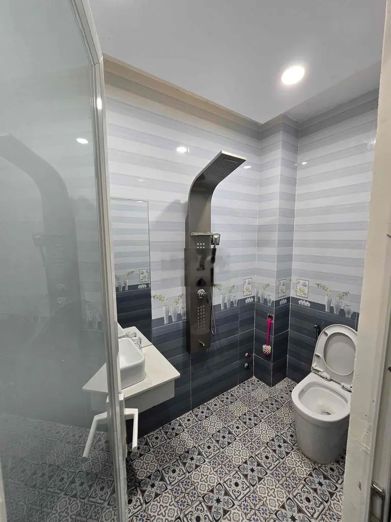 Bán nhà 6,2 tỷ, diện tích 61m2 tại Đường Số 22, Phường Linh Đông, đường xe hơi thoải mái