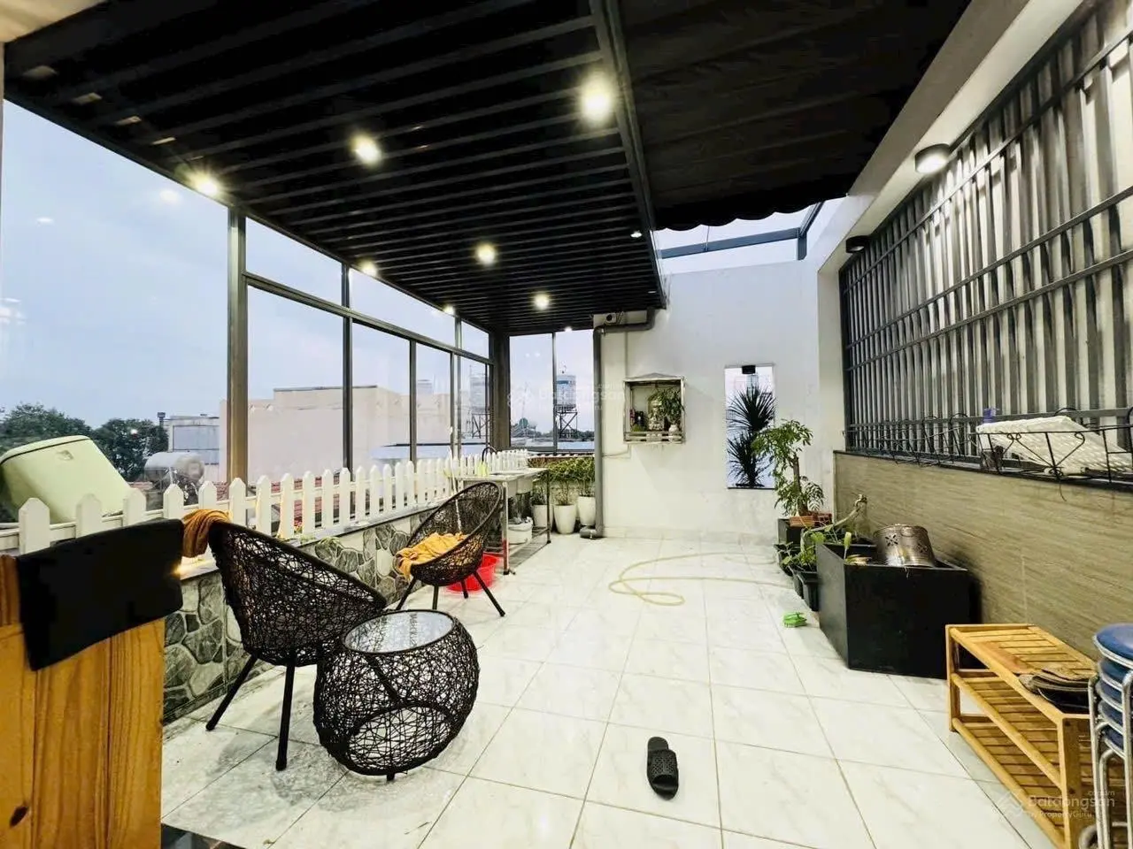 Bán nhà riêng khu bàu cát tân bình , 48m2 4 tầng , oto vô nhà . LH 0796 868 ***