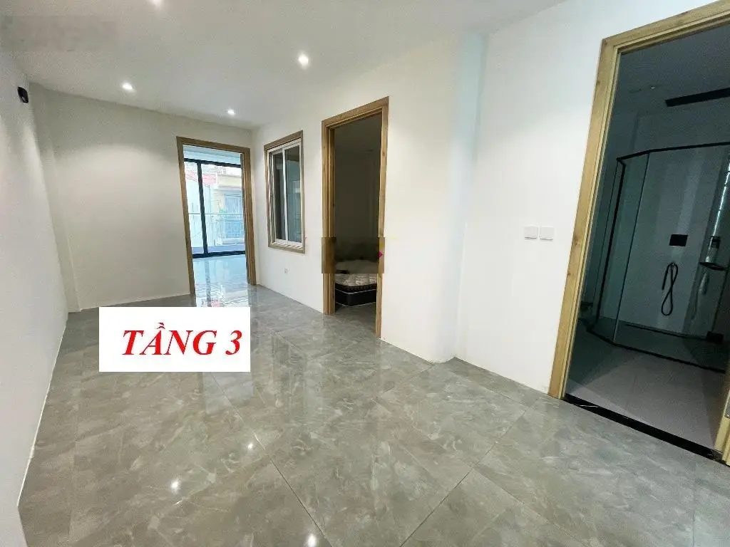 Nhà phố giá 27,3 tỷ VND tại Phố Yên Lạc, Hà Nội