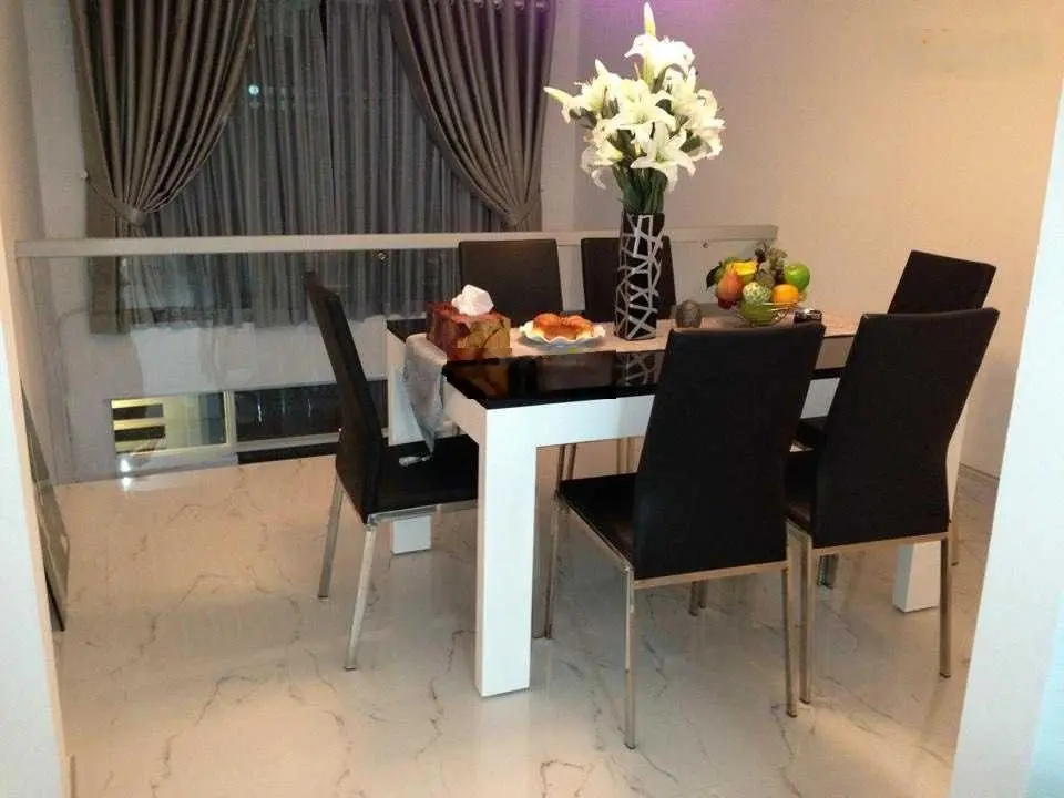 Hẻm xe hơi quay đầu, 5 tầng sát mặt tiền Huỳnh Văn Bánh, DTSD 200m2, 11.8 tỷ