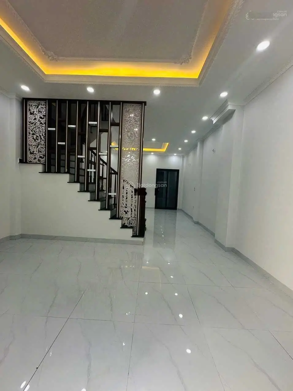 Bán nhà Quỳnh Đô, Vĩnh Quỳnh, Thanh Trì, vị trí trung tâm ngay chợ quỳnh đô, DT 40m, MT 4.8m 4 tầng