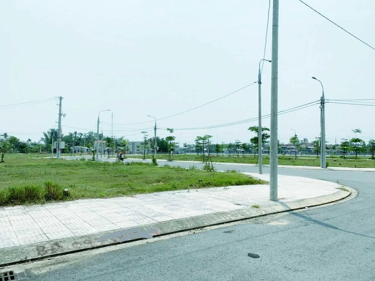 LÔ ĐẤT SAU LƯNG NHÀ TRẺ TẠI KDC AN LỘC PHÁT CHỈ HƠN 600TR