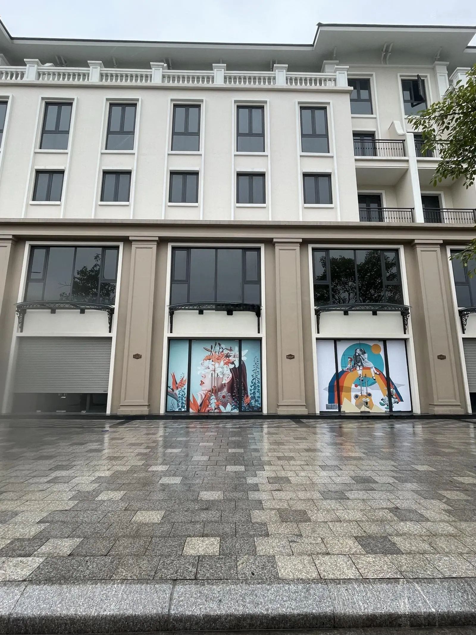 Cần bán căn Shophouse mặt đường 52m giá 29.8 tỷ, LH 0961694919