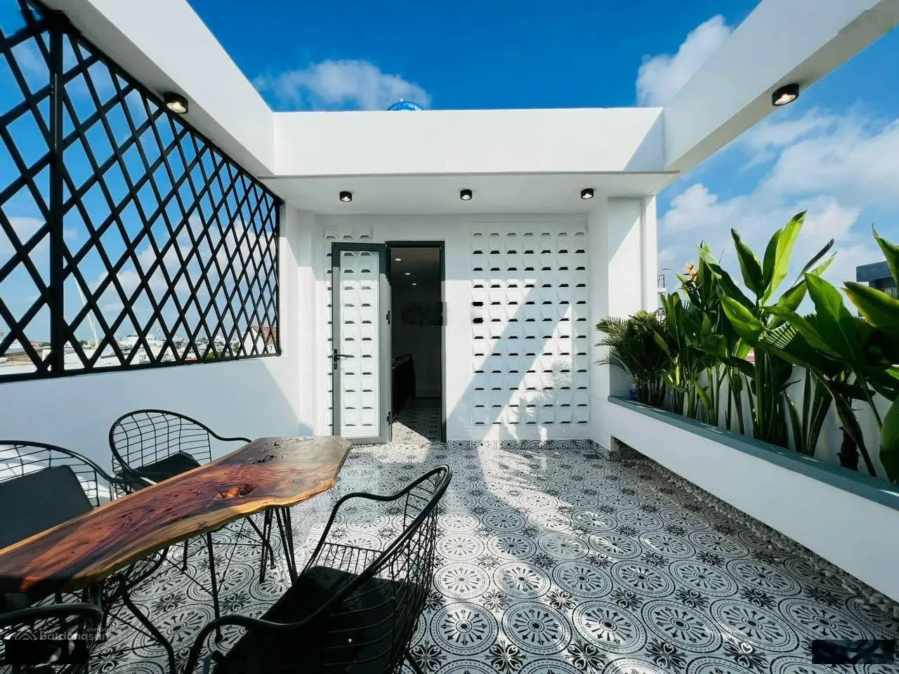 Bán căn nhà 48m2 hẻm 128 Trần Quốc Thảo, Phường 14, Quận 3, sổ riêng, bán gấp trong tuần, 2 tỷ350tr