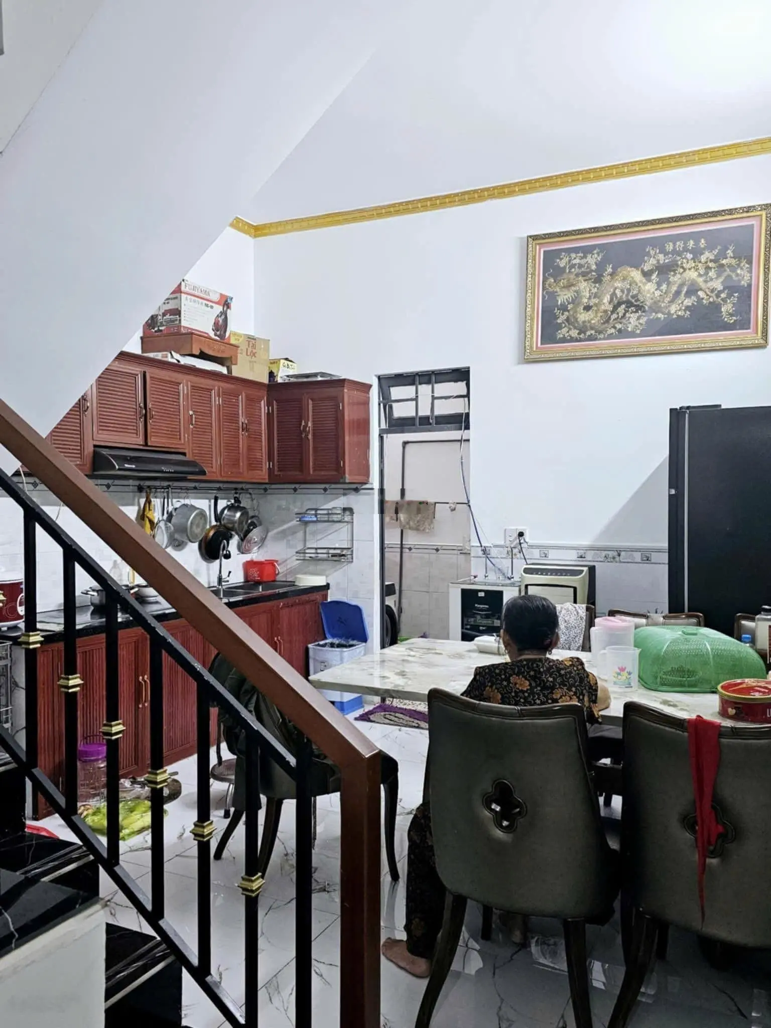 Nhà kinh doanh ở Tân Đông Hiệp 2 tầng mà chỉ nhỉnh 3 tỷ. Tìm đâu ra căn thứ 2. Bán gấp